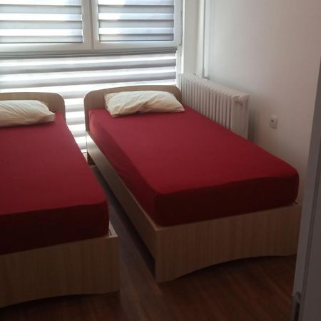Sky View Luxury Center Skopje Apartments Bagian luar foto