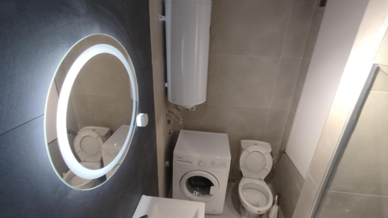 Sky View Luxury Center Skopje Apartments Bagian luar foto