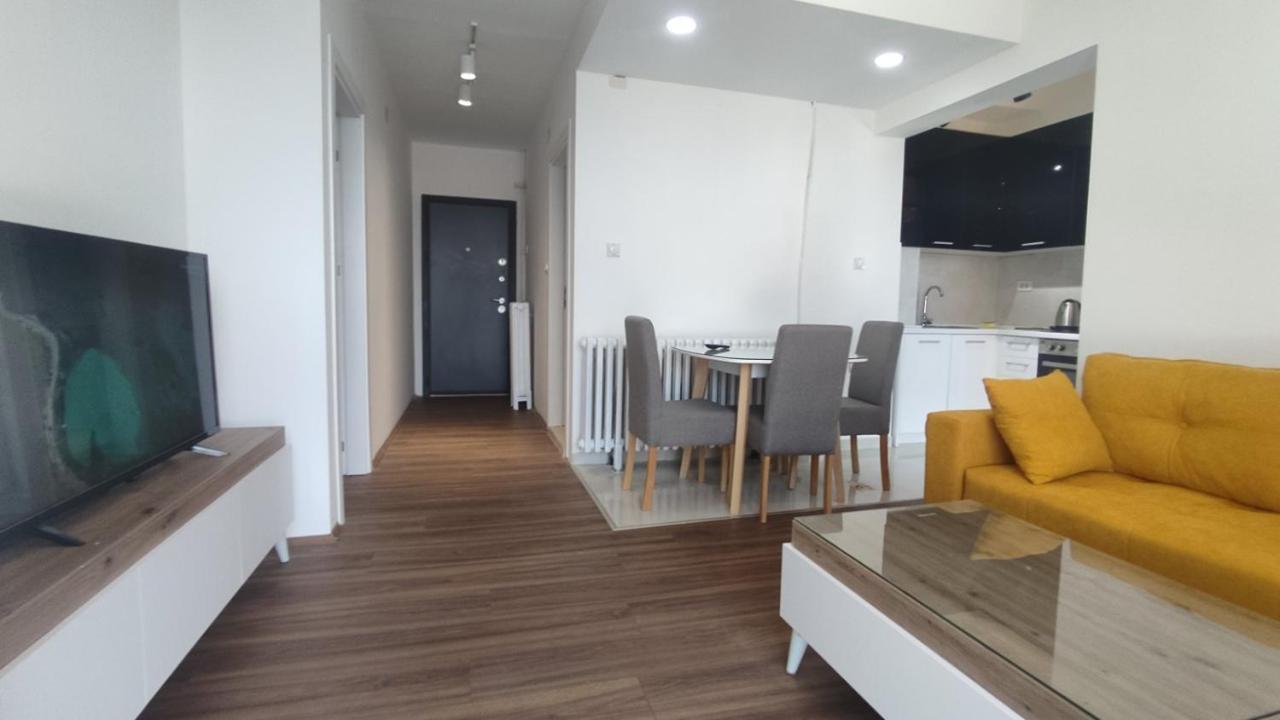 Sky View Luxury Center Skopje Apartments Bagian luar foto