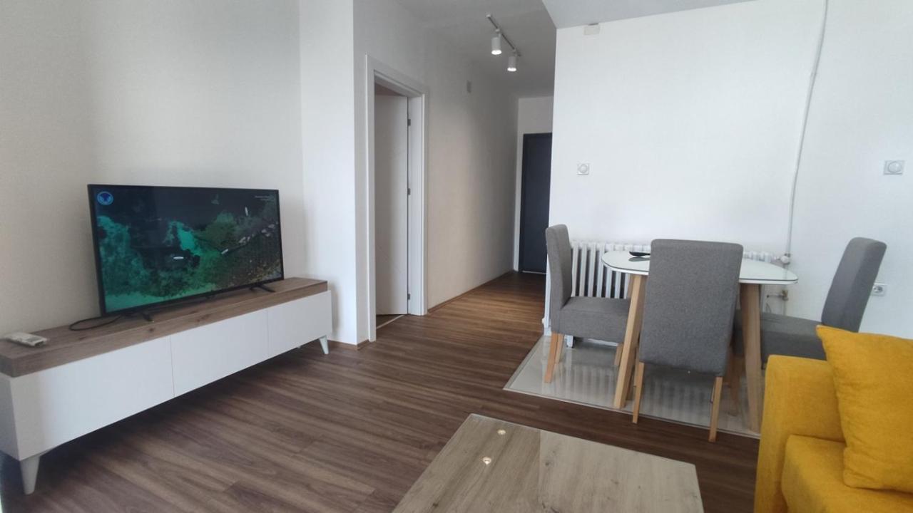 Sky View Luxury Center Skopje Apartments Bagian luar foto